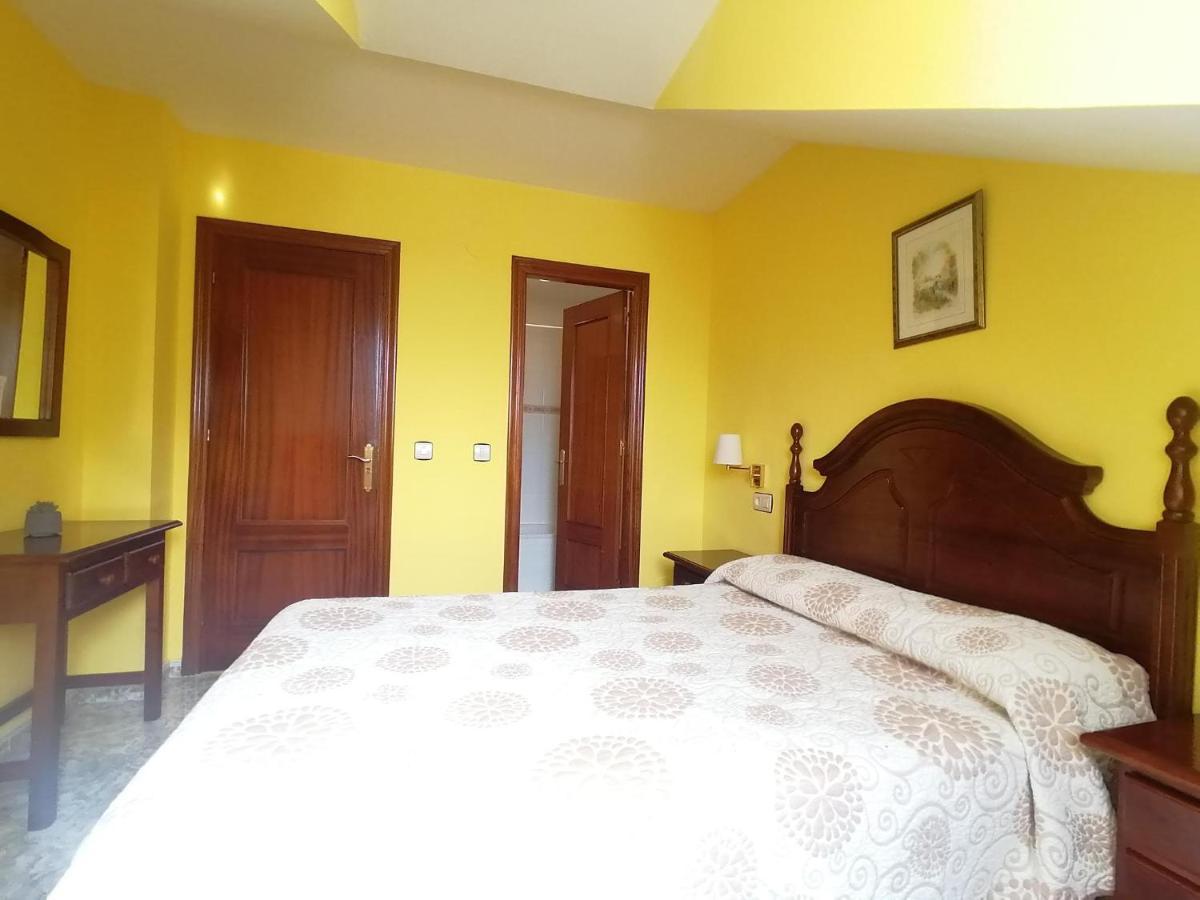 Hotel Las Palmeras Celorio  Buitenkant foto