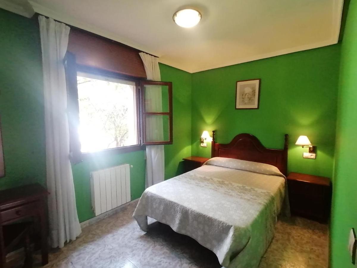 Hotel Las Palmeras Celorio  Buitenkant foto