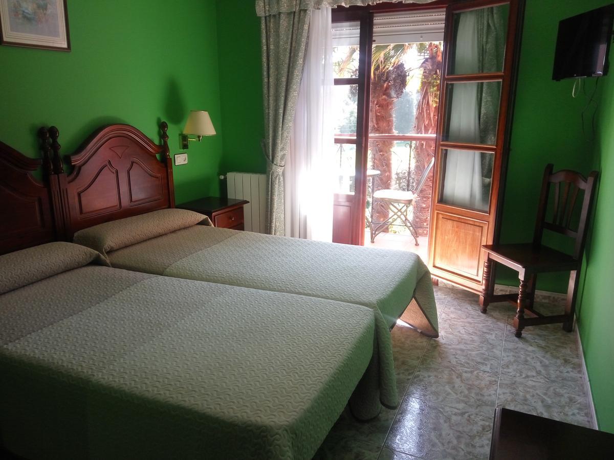 Hotel Las Palmeras Celorio  Buitenkant foto